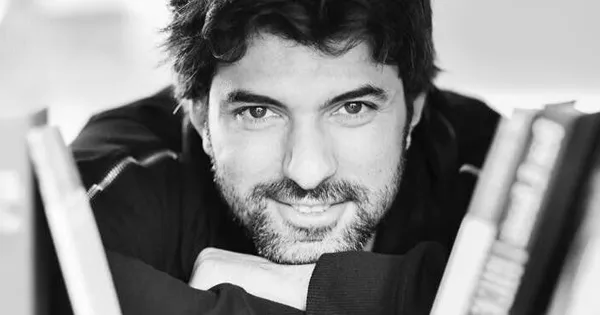 Les précommandes de l&rsquo;édition française d&rsquo;İSİMSİZ d&rsquo;Engin Akyürek sont ouvertes !